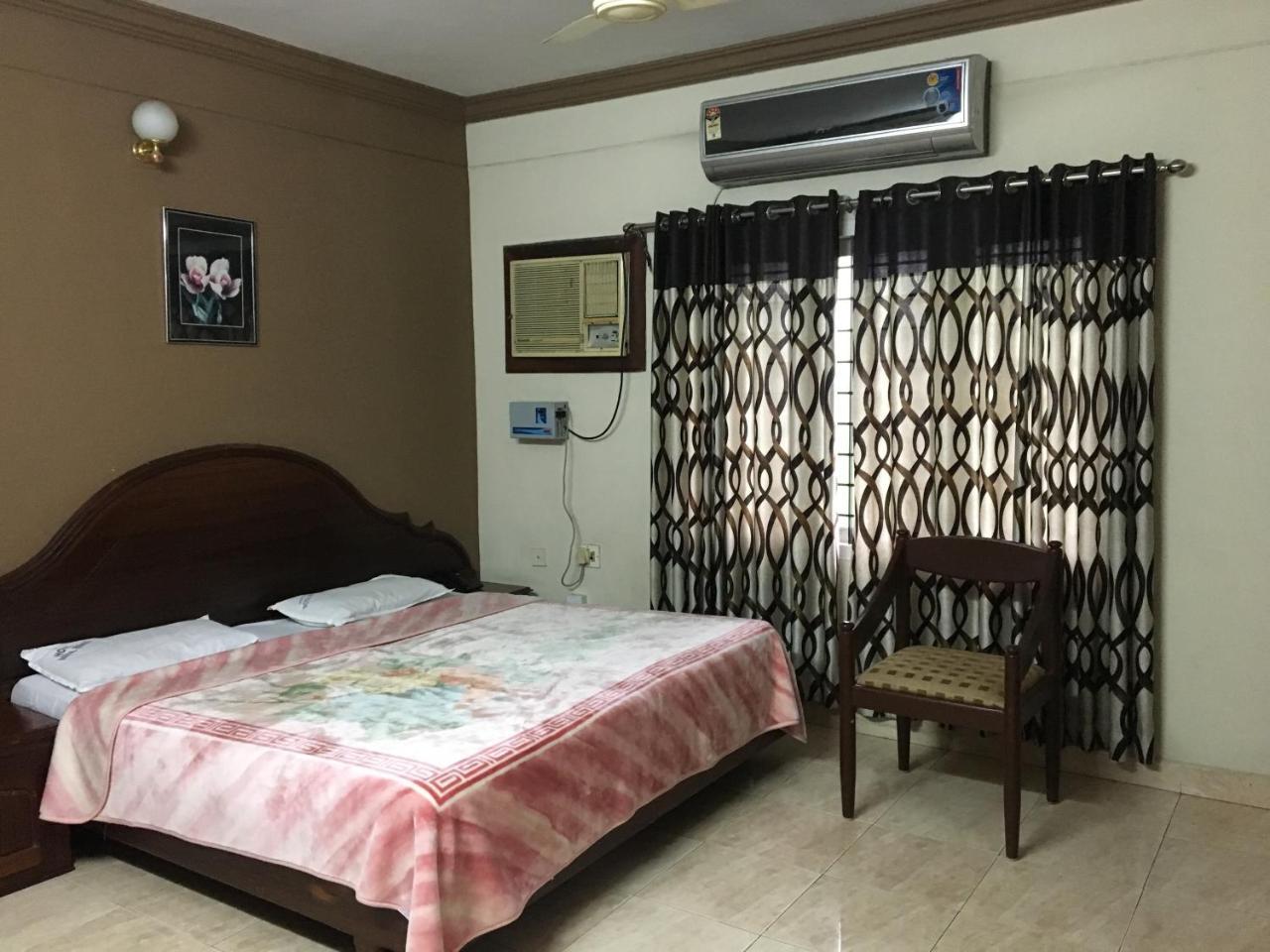 Hotel Royal Wings Nedumbassery Dış mekan fotoğraf