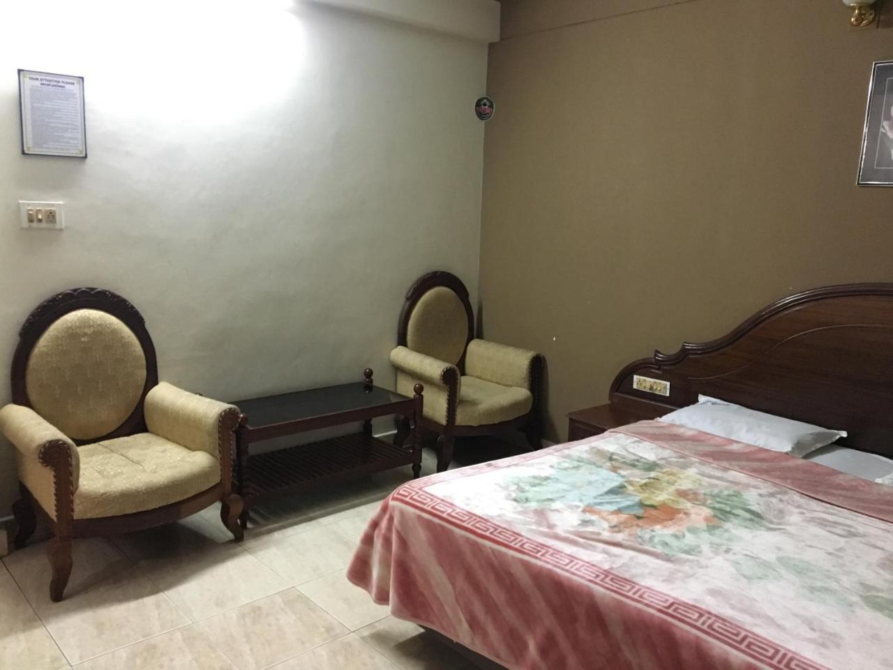 Hotel Royal Wings Nedumbassery Dış mekan fotoğraf